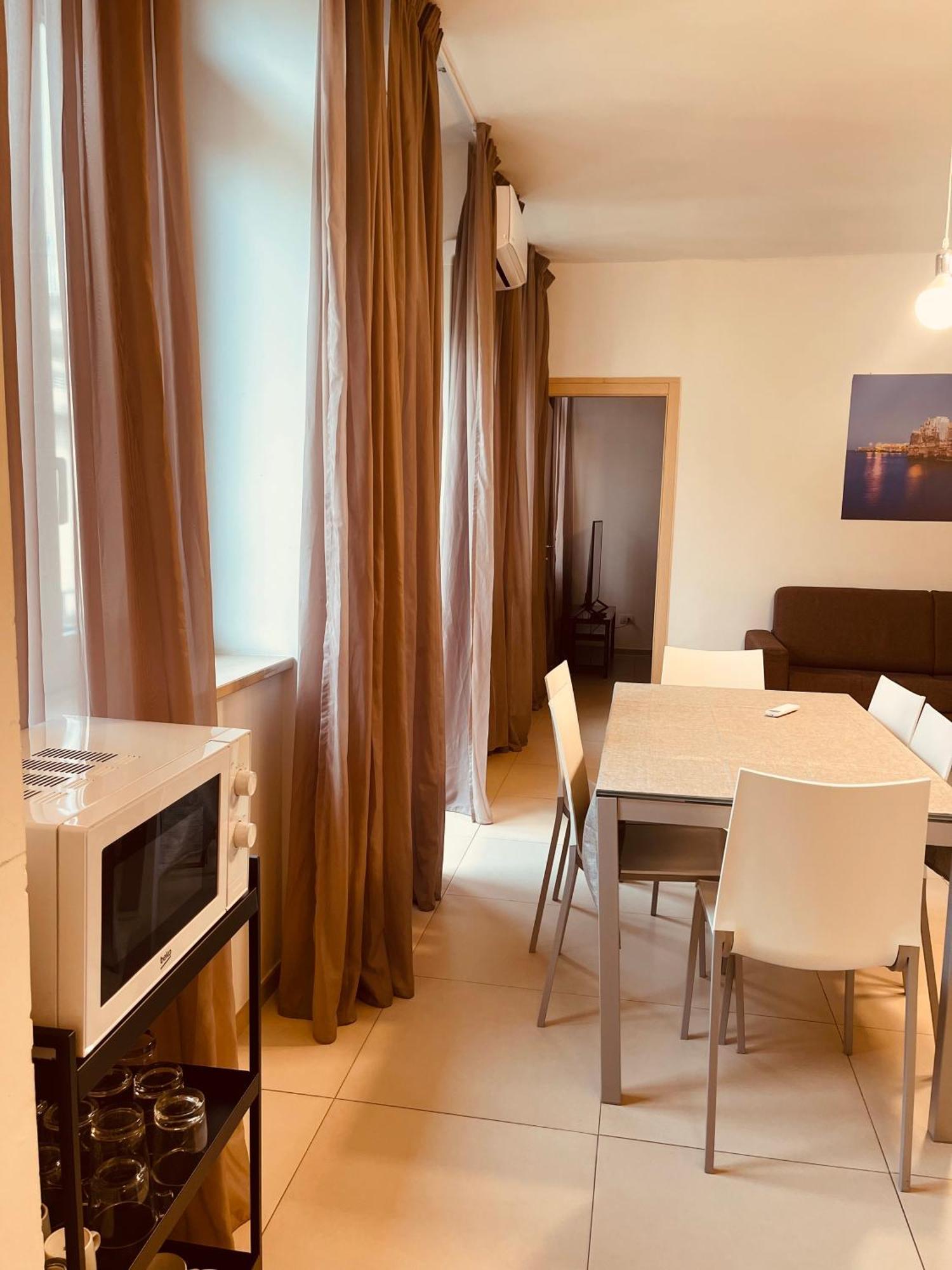 בארי Berga Exclusive Suite 5 מראה חיצוני תמונה
